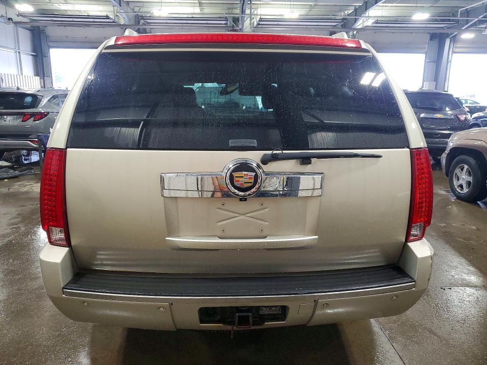 63382636 :رقم المزاد ، 1GYS4BEF7DR130875 vin ، 2013 Cadillac Escalade مزاد بيع