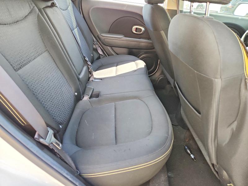 2015 Kia Soul მანქანა იყიდება აუქციონზე, vin: KNDJP3A55F7207916, აუქციონის ნომერი: 60178486