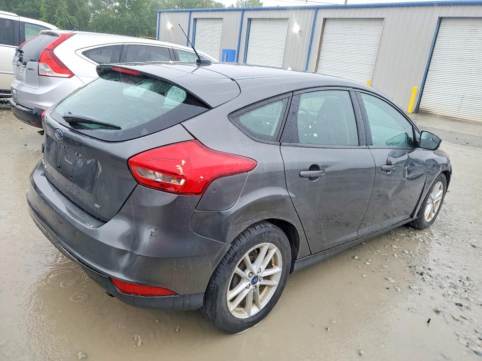 60271286 :رقم المزاد ، 1FADP3K28JL307094 vin ، 2018 Ford Focus مزاد بيع