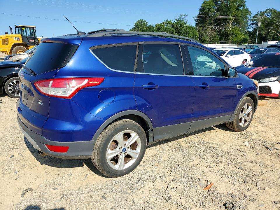 2013 Ford Escape მანქანა იყიდება აუქციონზე, vin: 1FMCU9G90DUC95573, აუქციონის ნომერი: 61937716