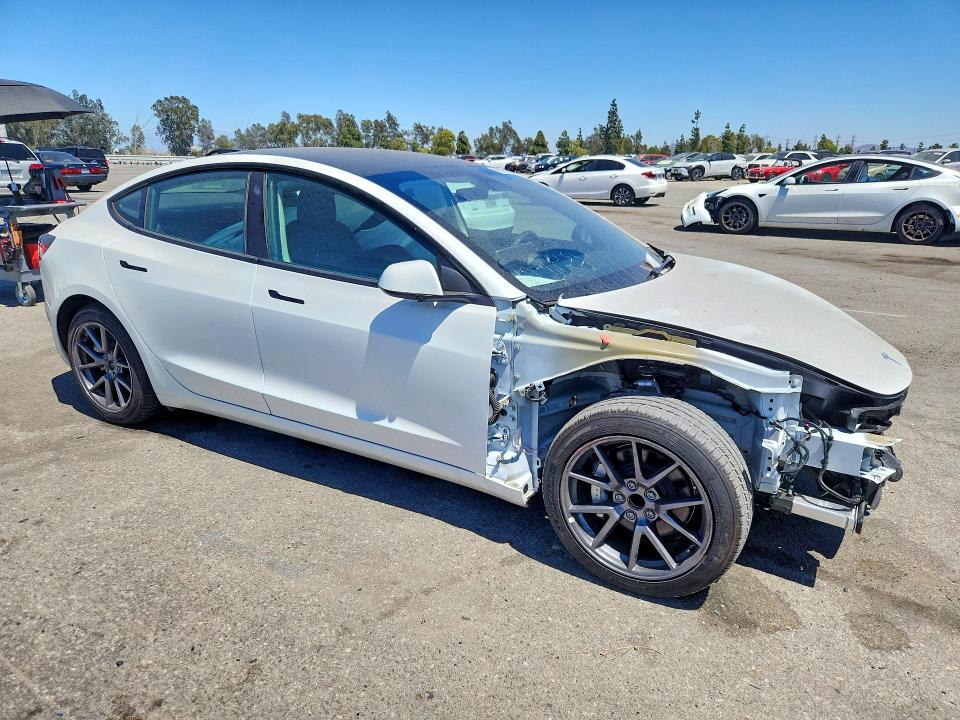 59311736 :رقم المزاد ، 5YJ3E1EA5PF475208 vin ، 2023 Tesla Model 3 مزاد بيع