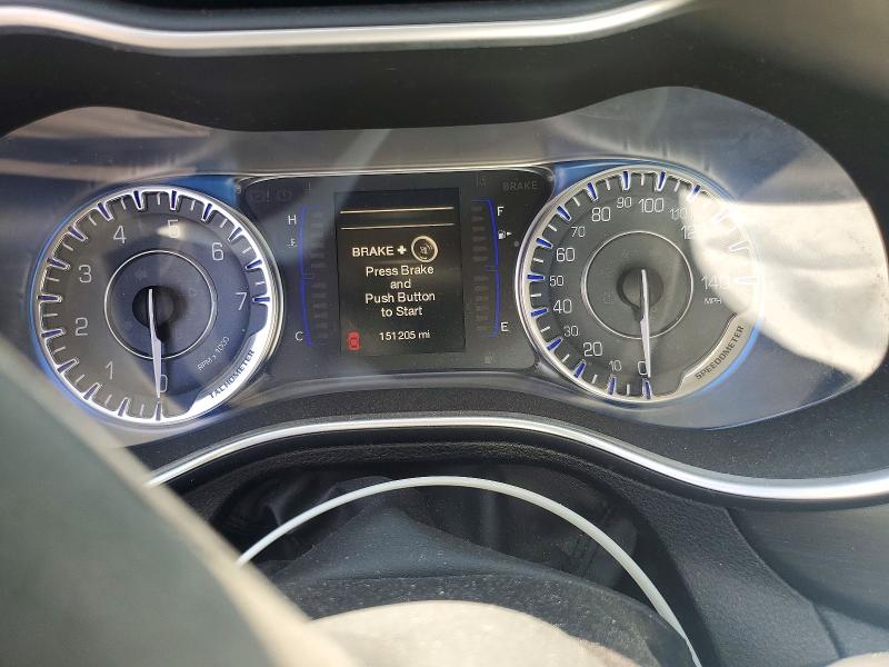 62270616 :رقم المزاد ، 1C3CCCAB4FN561680 vin ، 2015 Chrysler 200 مزاد بيع