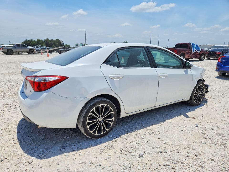 62068856 :رقم المزاد ، 5YFBURHE7FP232109 vin ، 2015 Toyota Corolla مزاد بيع