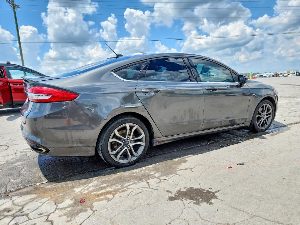 59655456 :رقم المزاد ، 3FA6P0T93HR356167 vin ، 2017 Ford Fusion مزاد بيع