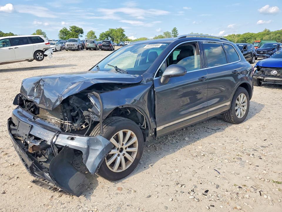 Aukcja sprzedaży 2011 Volkswagen Touareg, vin: WVGFF9BP6BD004505, numer aukcji: 62308986