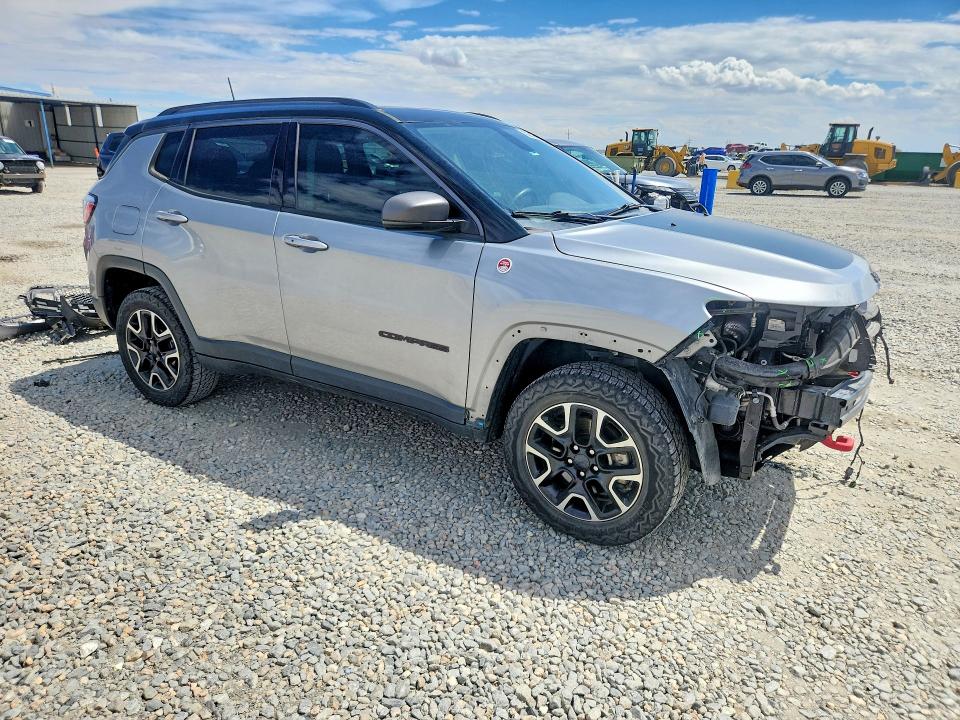 62303796 :رقم المزاد ، 3C4NJDDB2KT790395 vin ، 2019 Jeep Compass مزاد بيع