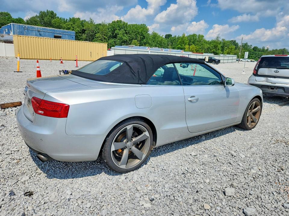 60486186 :رقم المزاد ، WAULFAFHXEN006913 vin ، 2014 Audi A5 مزاد بيع