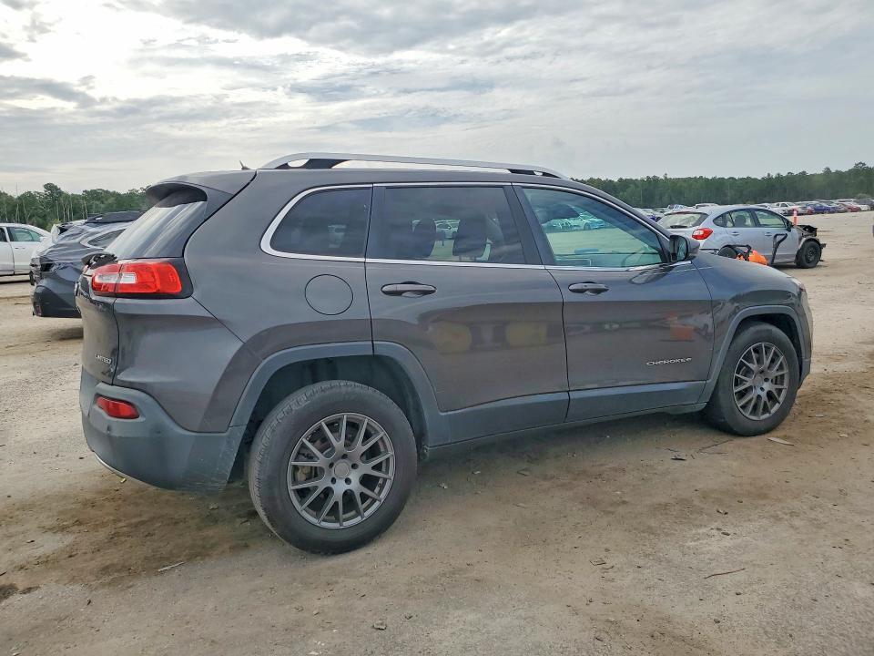 62392486 :رقم المزاد ، 1C4PJLDS4EW185215 vin ، 2014 Jeep Cherokee مزاد بيع