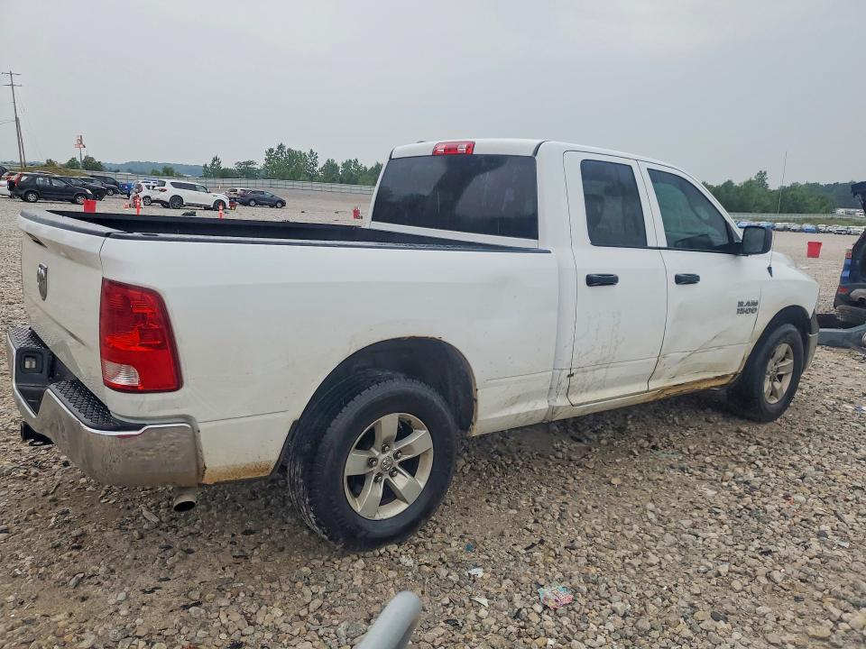 62305416 :رقم المزاد ، 1C6RR6FG0JS324552 vin ، 2018 Ram 1500 مزاد بيع