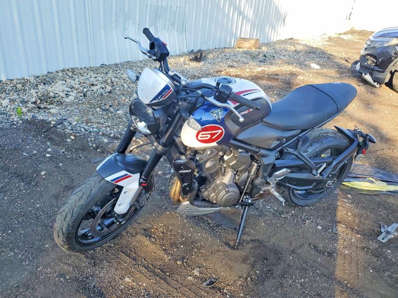 60061646 :رقم المزاد ، SMTL10UL5STBX7843 vin ، 2025 Triumph Motorcycle Trident 660 مزاد بيع