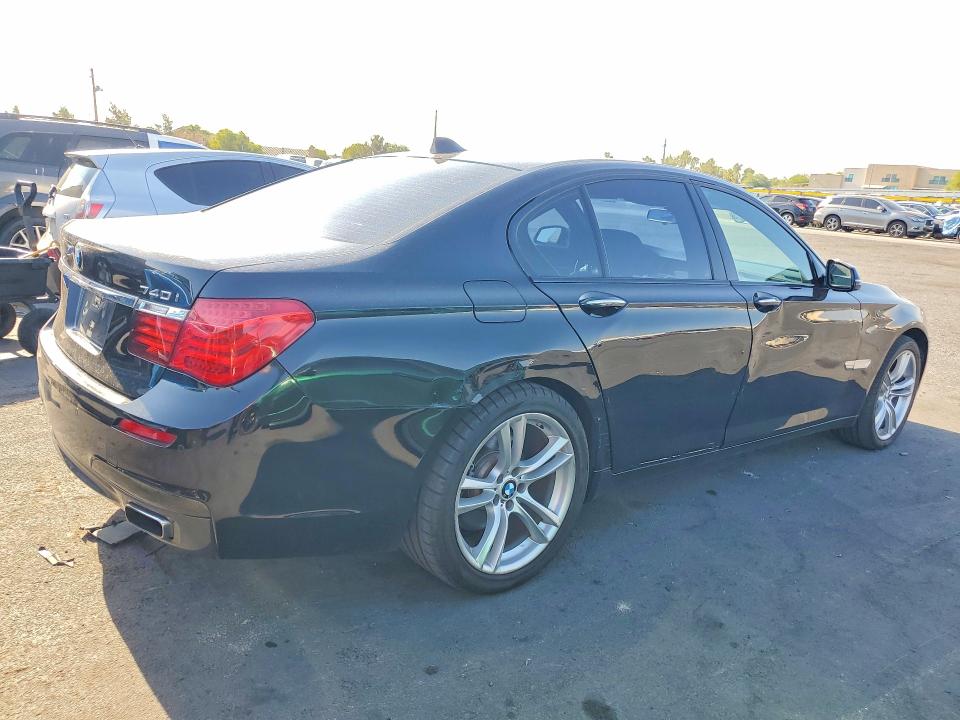 62321806 :رقم المزاد ، WBAYA6C50FGK16616 vin ، 2015 Bmw 740 مزاد بيع