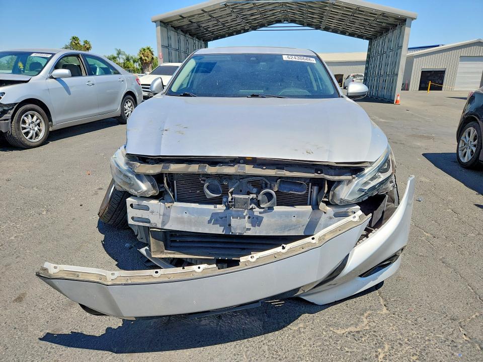 Продажа на аукционе авто 2019 Nissan Altima, vin: 1N4BL4DV5KC154501, номер лота: 62430686