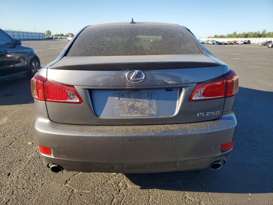 61351866 :رقم المزاد ، JTHBF5C23D5187730 vin ، 2013 Lexus Is مزاد بيع