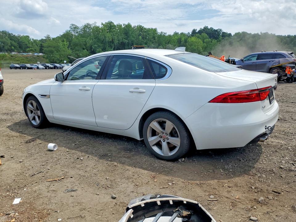 Продажа на аукционе авто 2017 Jaguar Xf, vin: SAJBR4BN2HCY42624, номер лота: 60550396