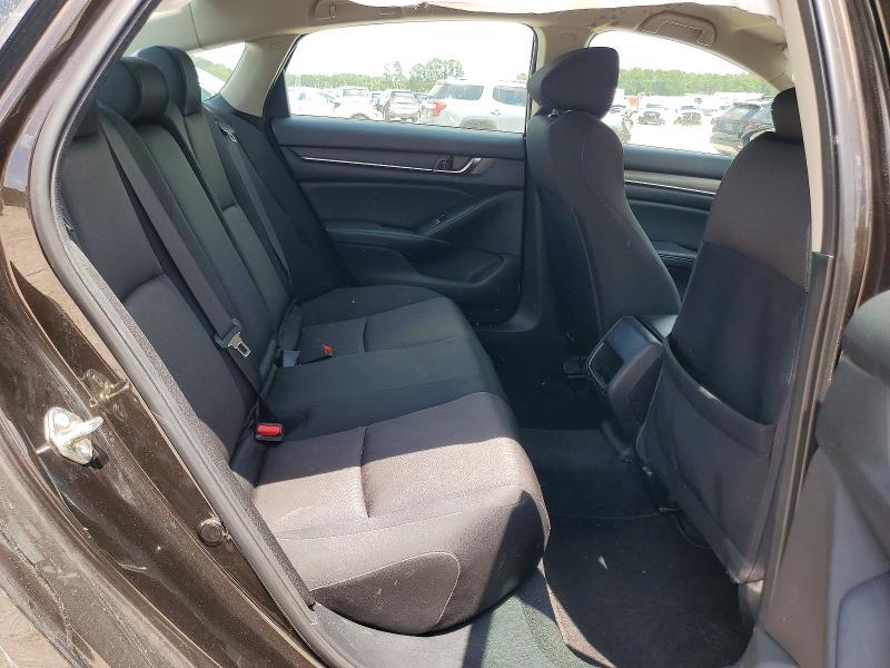 Продажа на аукционе авто 2018 Honda Accord, vin: 1HGCV1F19JA136502, номер лота: 60142396