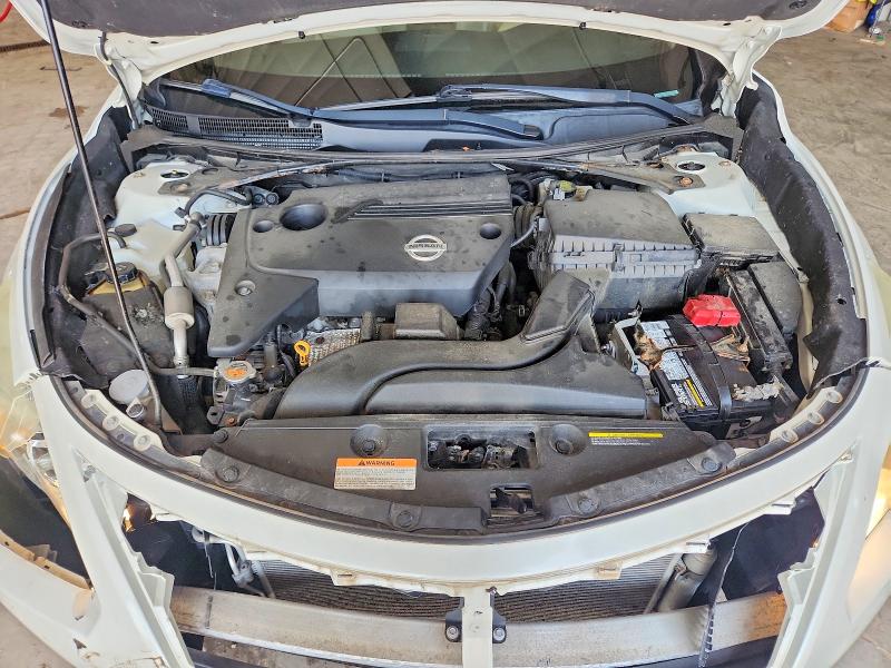 2015 Nissan Altima მანქანა იყიდება აუქციონზე, vin: 1N4AL3AP7FN861766, აუქციონის ნომერი: 62946726