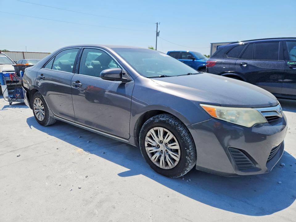 59972446 :رقم المزاد ، 4T1BF1FK8EU401099 vin ، 2014 Toyota Camry مزاد بيع
