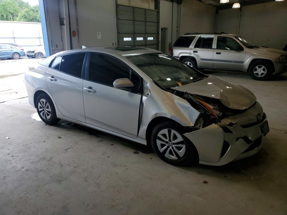 60069526 :رقم المزاد ، JTDKARFU1G3016141 vin ، 2016 Toyota Prius مزاد بيع