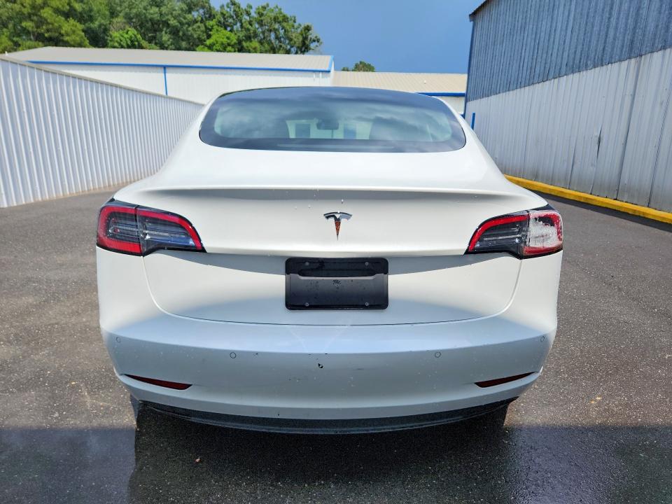 60093126 :رقم المزاد ، 5YJ3E1EA9NF191786 vin ، 2022 Tesla Model 3 مزاد بيع