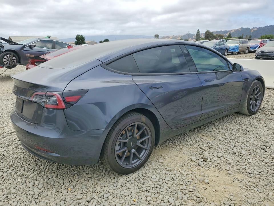 Продажа на аукционе авто 2021 Tesla Model 3, vin: 5YJ3E1EAXMF998770, номер лота: 58843206