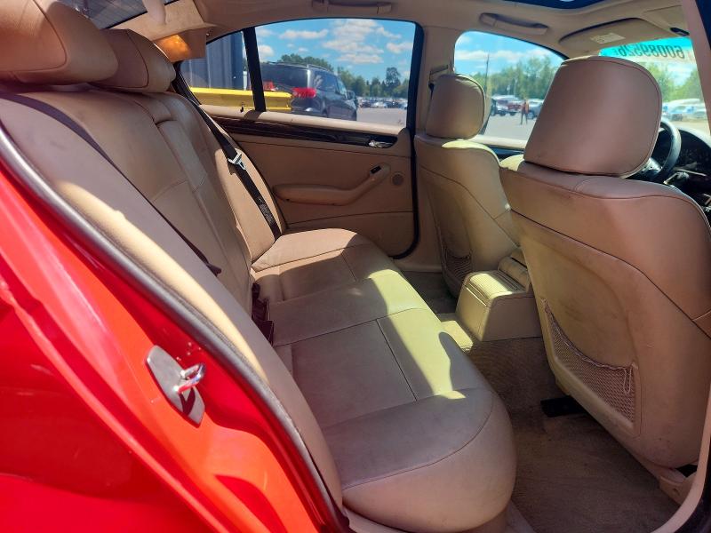 60089526 :رقم المزاد ، WBAET37403NJ29920 vin ، 2003 Bmw 325 مزاد بيع