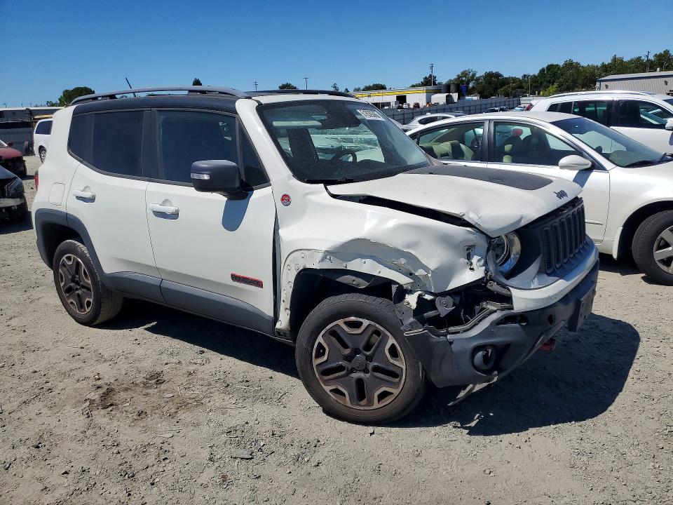 Продаж на аукціоні авто 2015 Jeep Renegade, vin: ZACCJBCT0FPC12427, номер лоту: 61839366