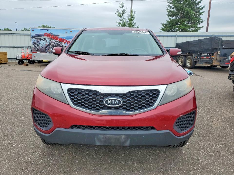 2011 Kia Sorento მანქანა იყიდება აუქციონზე, vin: 5XYKTCA14BG079128, აუქციონის ნომერი: 59888546