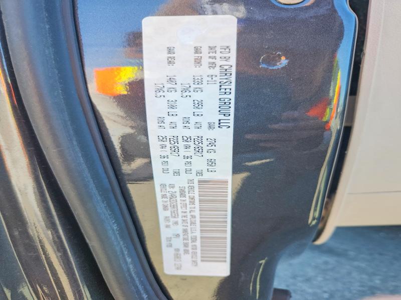 62788696 :رقم المزاد ، 2V4RW3DG9BR766550 vin ، 2011 Volkswagen Routan مزاد بيع