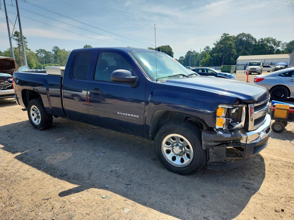 58632756 :رقم المزاد ، 1GCSCREA1AZ180818 vin ، 2010 Chevrolet Silverado مزاد بيع