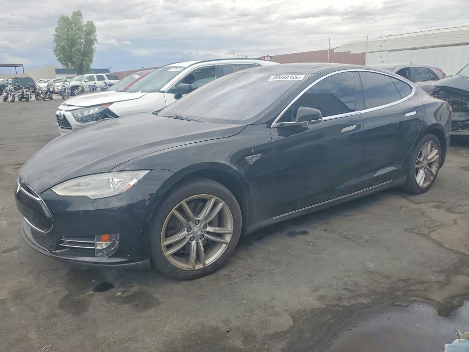 Продаж на аукціоні авто 2015 Tesla Model S, vin: 5YJSA1E19FF116174, номер лоту: 60688126