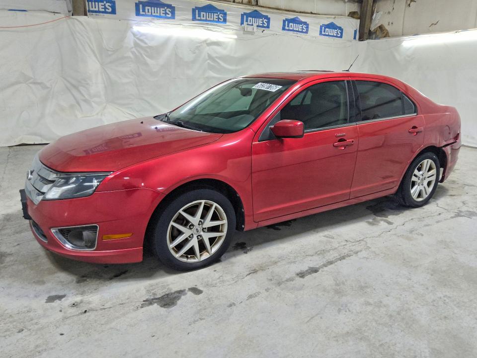 60390706 :رقم المزاد ، 3FAHP0JA2AR381203 vin ، 2010 Ford Fusion مزاد بيع