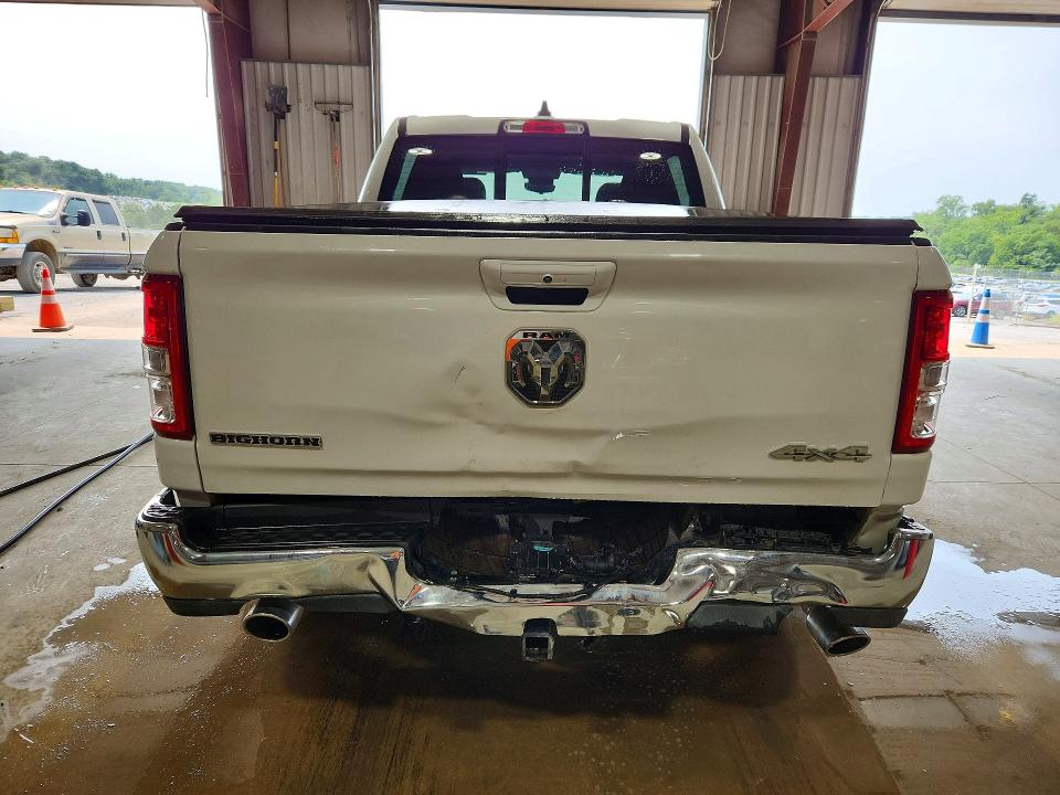 61105076 :رقم المزاد ، 1C6SRFFTXNN466846 vin ، 2022 Ram 1500 مزاد بيع