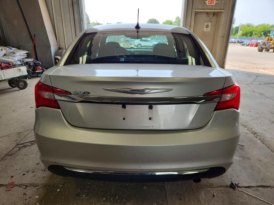 Aukcja sprzedaży 2011 Chrysler 200, vin: 1C3BC1FB2BN568811, numer aukcji: 62700806