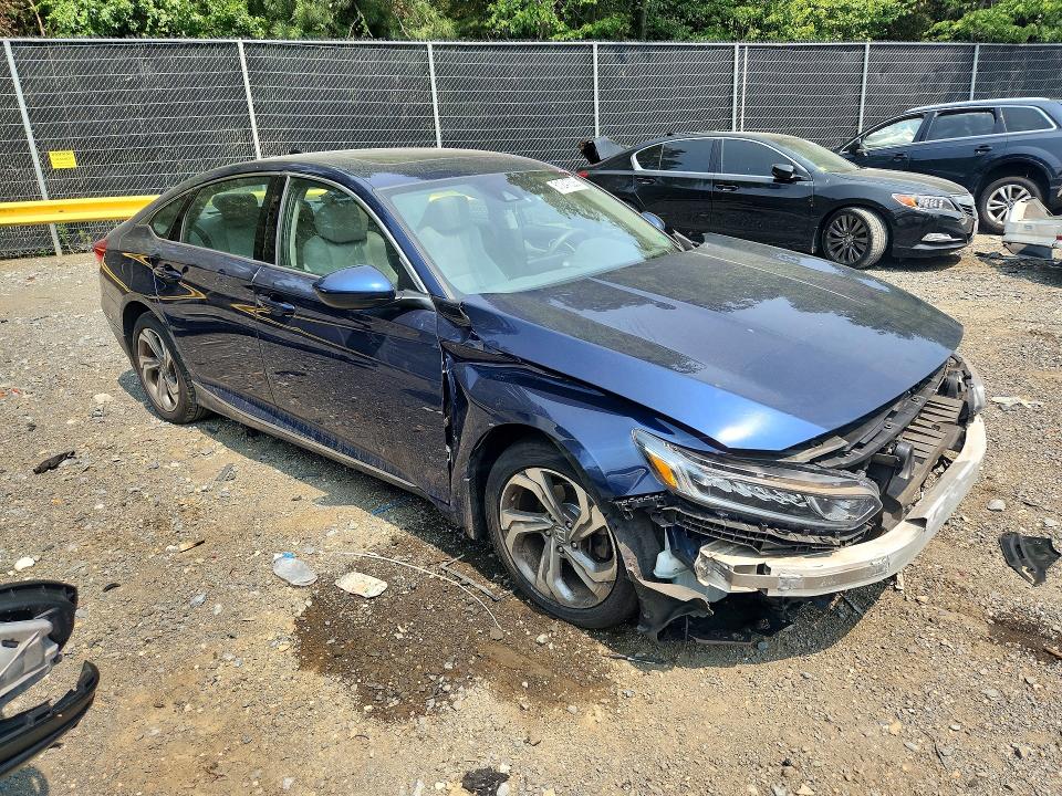 Aukcja sprzedaży 2018 Honda Accord, vin: 1HGCV1F47JA147590, numer aukcji: 61247326