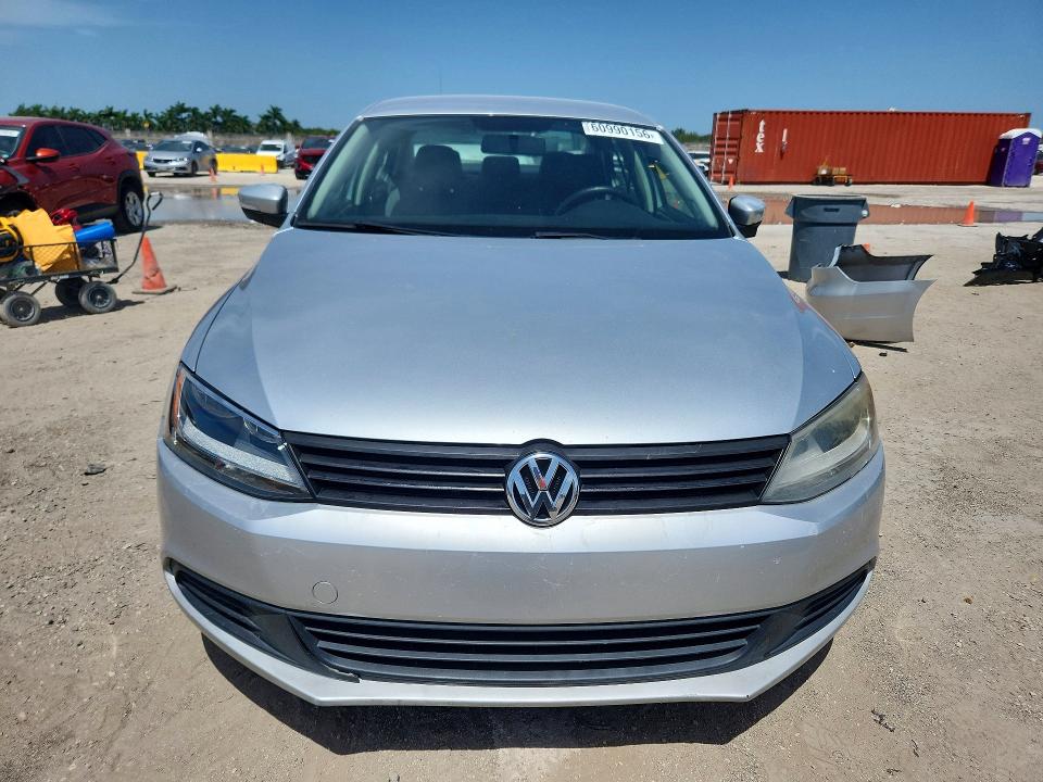 60990156 :رقم المزاد ، 3VWLL7AJ4CM082964 vin ، 2012 Volkswagen Jetta مزاد بيع