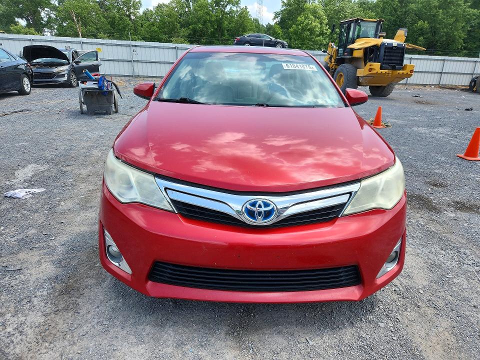 2012 Toyota Camry Hybrid მანქანა იყიდება აუქციონზე, vin: 4T1BD1FK6CU045447, აუქციონის ნომერი: 61841876
