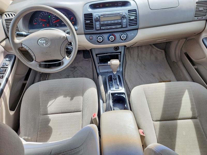 2005 Toyota Camry მანქანა იყიდება აუქციონზე, vin: 4T1BF32K15U605860, აუქციონის ნომერი: 61483226