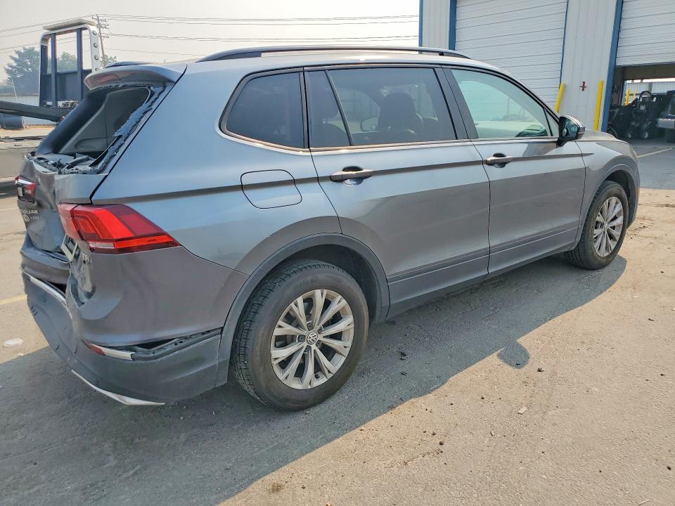 2018 Volkswagen Tiguan მანქანა იყიდება აუქციონზე, vin: 3VV0B7AX9JM092269, აუქციონის ნომერი: 62823776