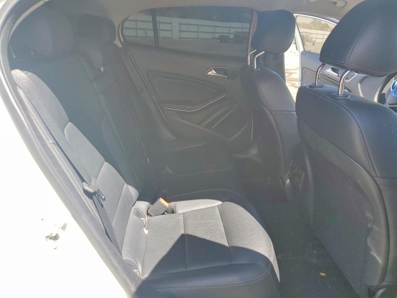 2015 Mercedes-benz Gla მანქანა იყიდება აუქციონზე, vin: WDCTG4GB1FJ163602, აუქციონის ნომერი: 62340876