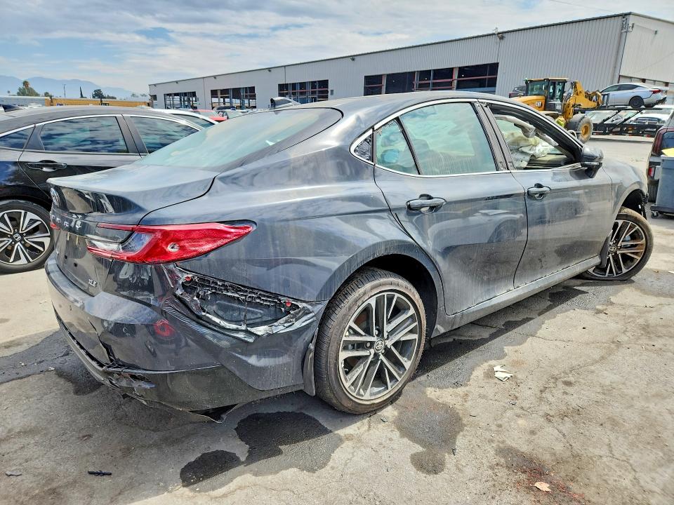Продажа на аукционе авто 2025 Toyota Camry, vin: 4T1DAACK8SU626064, номер лота: 41897146