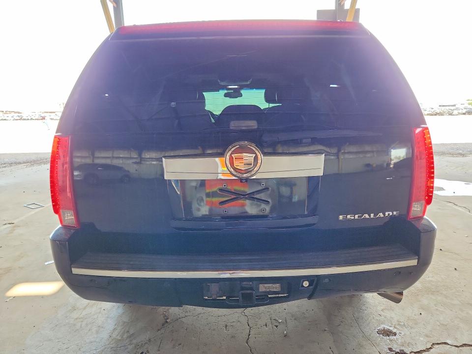 Продаж на аукціоні авто 2008 Cadillac Escalade, vin: 1GYFK638X8R220658, номер лоту: 61556866