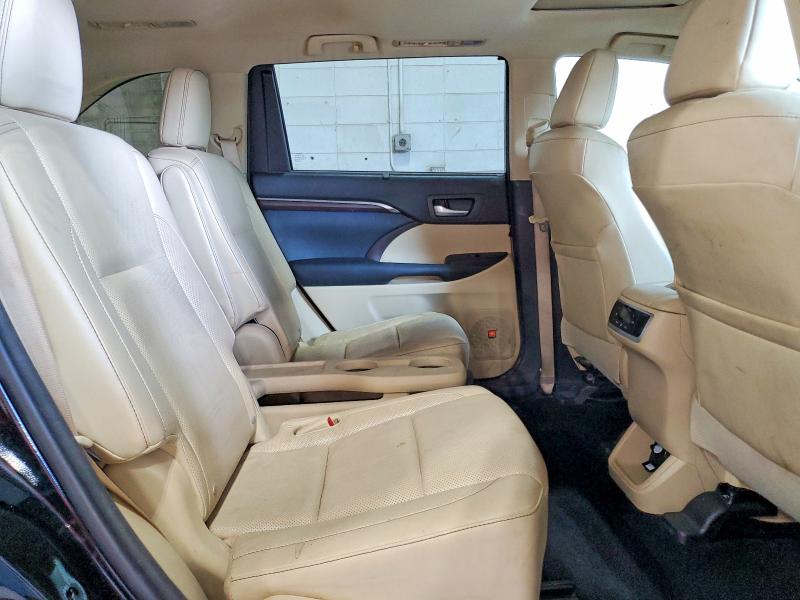 61672946 :رقم المزاد ، 5TDDKRFH6FS099975 vin ، 2015 Toyota Highlander مزاد بيع
