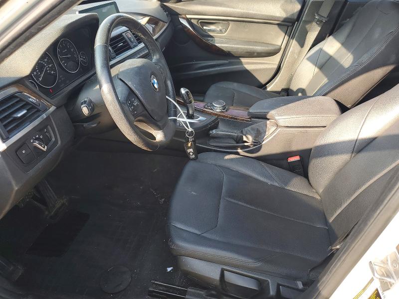 62629506 :رقم المزاد ، WBA3C3G56FNT51771 vin ، 2015 Bmw 320 مزاد بيع