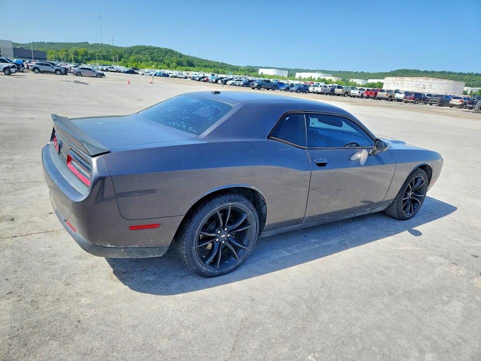 2018 Dodge Challenger მანქანა იყიდება აუქციონზე, vin: 2C3CDZAG5JH333653, აუქციონის ნომერი: 60822476