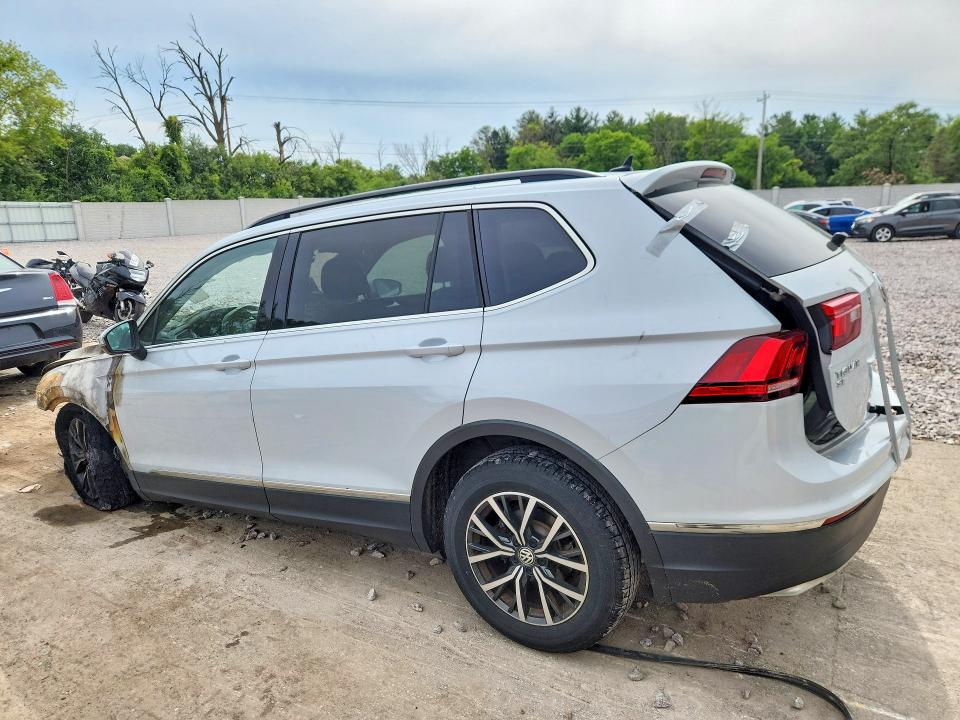 Продажа на аукционе авто 2018 Volkswagen Tiguan, vin: 3VV2B7AXXJM220110, номер лота: 60523776