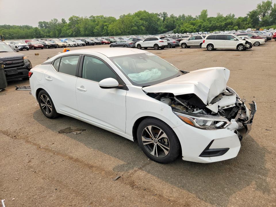 60745256 :رقم المزاد ، 3N1AB8CV3MY222857 vin ، 2021 Nissan Sentra مزاد بيع