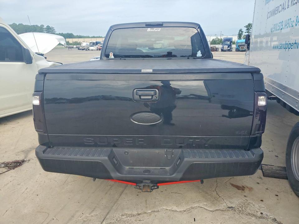 61133616 :رقم المزاد ، 1FTNX20L33EA26042 vin ، 2003 Ford F250 مزاد بيع