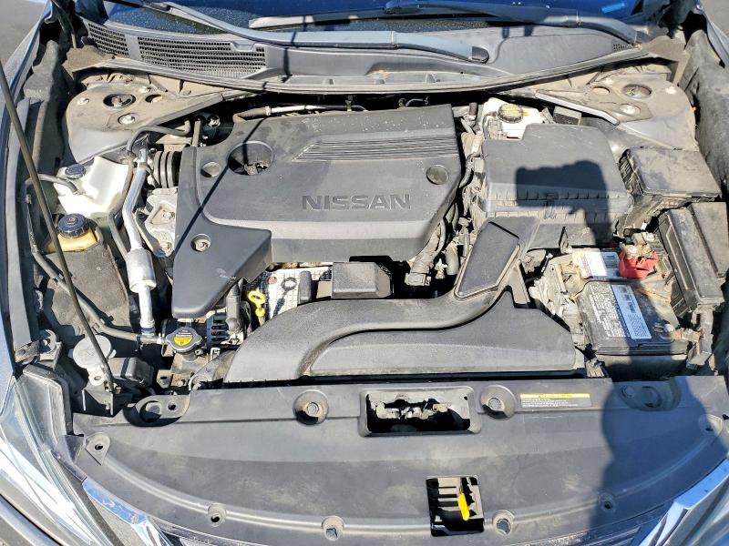 62696576 :رقم المزاد ، 1N4AL3AP2JC175557 vin ، 2018 Nissan Altima مزاد بيع