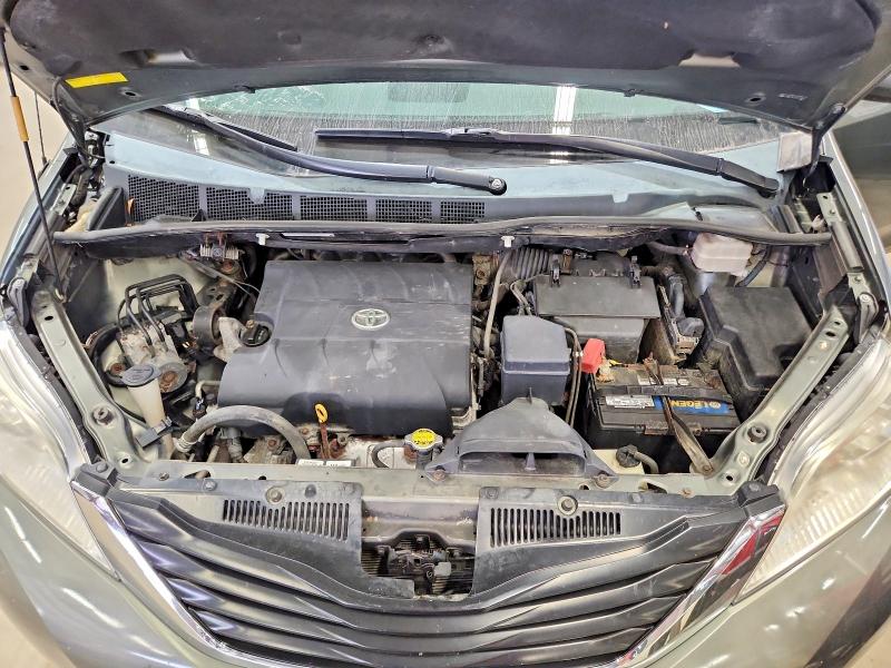 Продажа на аукционе авто 2012 Toyota Sienna, vin: 5TDKK3DC2CS277811, номер лота: 62562566