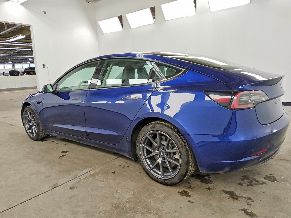 Продажа на аукционе авто 2022 Tesla Model 3, vin: 5YJ3E1EA2NF290840, номер лота: 60831656